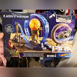 Hot Wheels Lightyear Space Adventure Playset